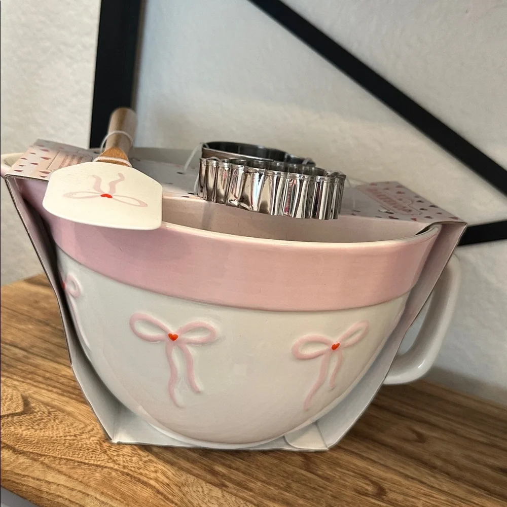 The Bakeshop Bow Ceramic Mixing Bowl Set with spatula, cookie cutters &‎ recipe.